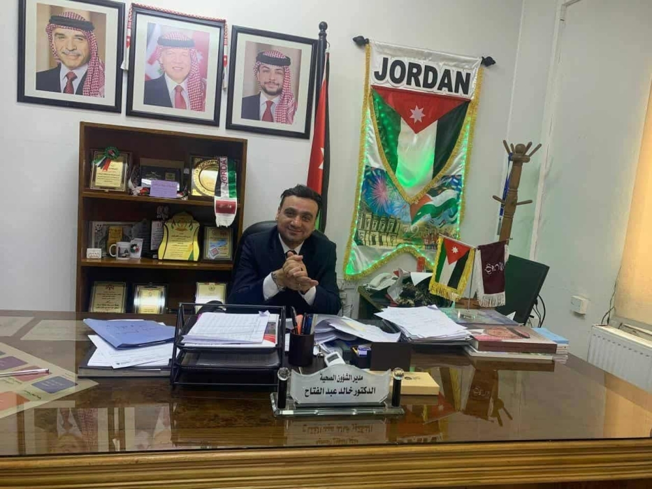 الدكتور خالد عبد الفتاح… بصمة تطويرية تنهض بالواقع الصحي في الزرقاء
