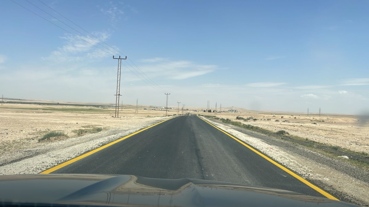 الأشغال تُنهي مشروع تأهيل طريق مدخل أم الرصاص قبل موعده المحدد...صور