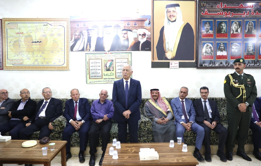 مندوبا عن الملك وولي العهد.. العيسوي يعزي بوفاة الوزير الأسبق خالد العمري