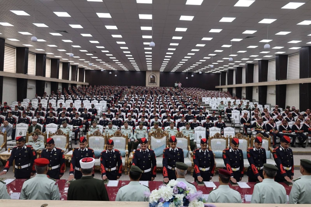 أداء القسم القانوني لخريجي جامعة مؤتةالجناح العسكري كلية العلوم العسكريةالفوج الرابع والثلاثين...صور