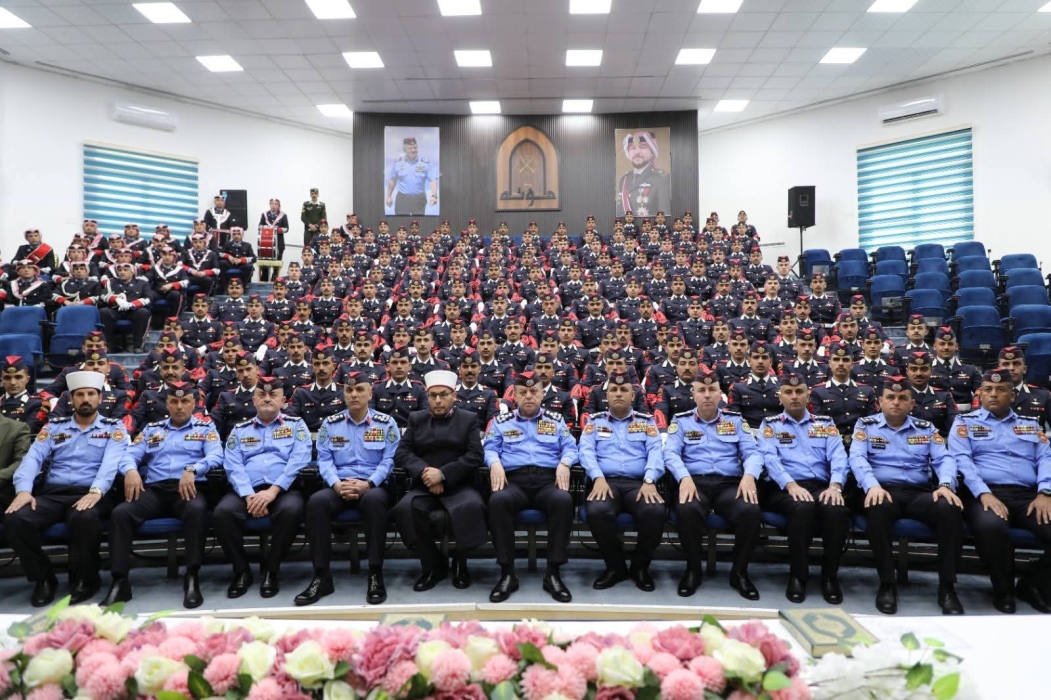جامعة مؤتة  الجناح العسكري  كلية العلوم الشرطية تحتفل بأداء القسم القانوني للفوج الأربعين