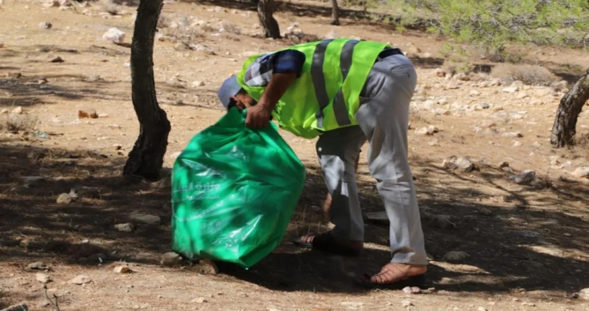 المصري: خطط لخصخصة قطاع النفايات في البلديات