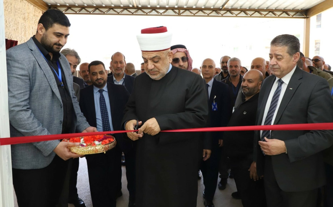وزير الأوقاف يفتتح “قسم المصحف الشريف” في مطابع الوزارة
