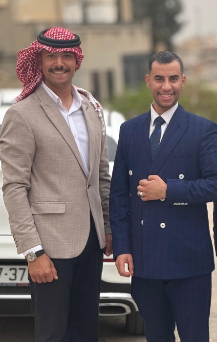 الفاخوري يهنئ الحراسيس بتخرّجه من دورة ضباط الصف الجامعيين