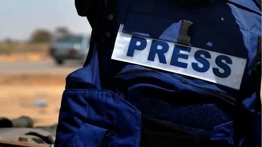 بمناسبة اليوم العالمي لحرية الصحافة.. دعوات لرفع القيود عن التغطية الصحفية المستقلة في غزة