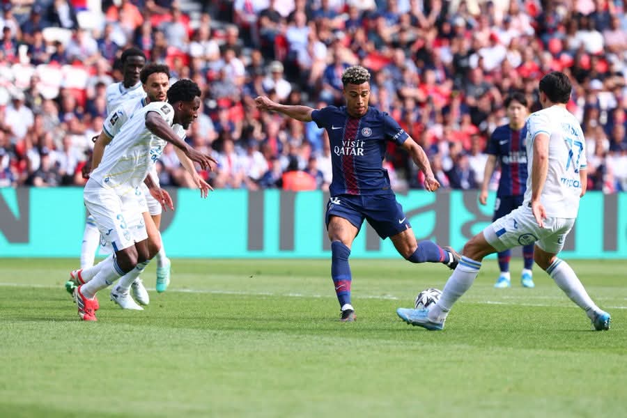 الدوري الفرنسي: باريس سان جرمان يتعادل مع لوريان..ونانت يفوز على مرسيليا