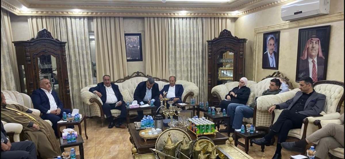 نواب إربد يستبقون اجتماع مجلس الوزراء بتوحيد مطالبهم بدعوة من النائب بني هاني (صور)