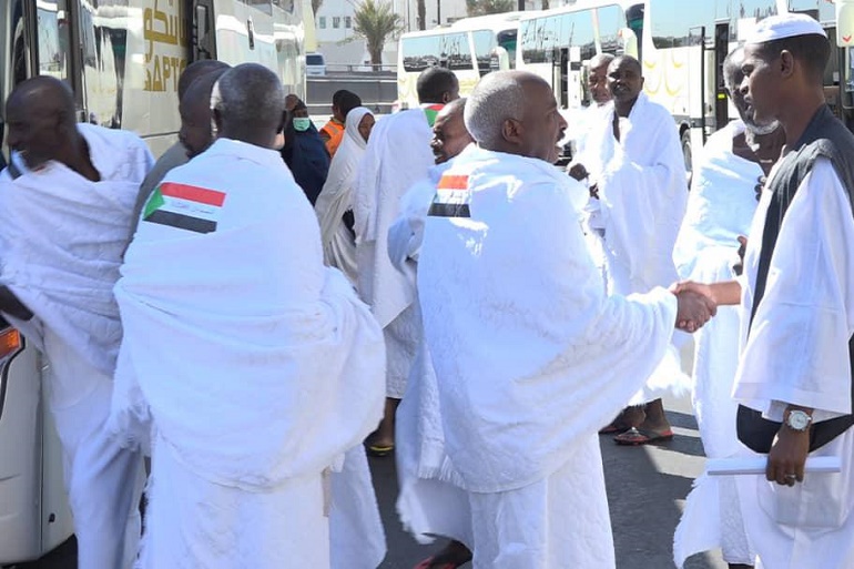 وصول 1371 حاجاً سودانياً إلى المدينة المنورة وسط ترتيبات متكاملة وخدمات متميزة