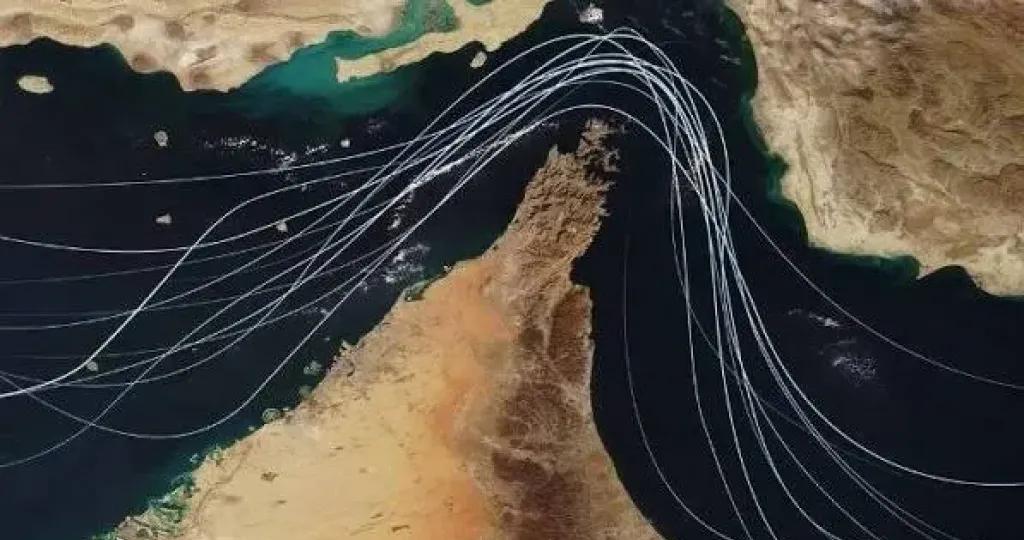 واشنطن تفتح ”مساراً آمناً” لـ 80 دولة في هرمز والحرس الثوري يتوعد بـ”رد حازم”