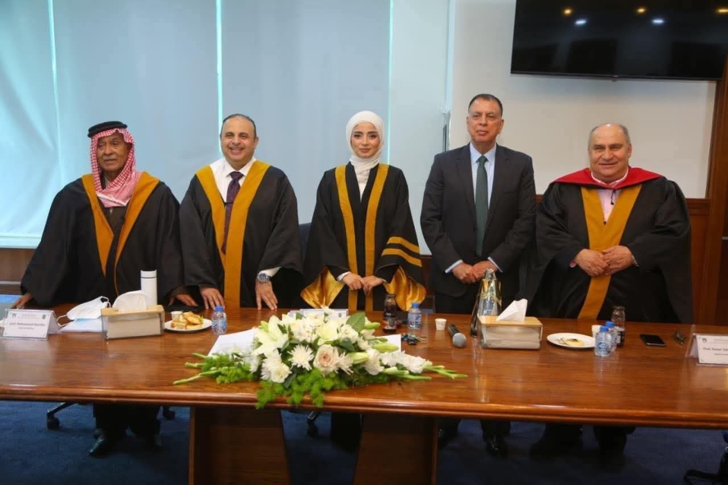 الجبور يبارك لوزير الداخلية مازن الفراية تخرج ابنته الإعلامية لجين بدرجة الماجستير