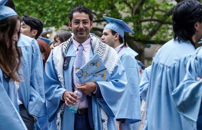 أمريكا تستأنف إجراءات ترحيل طالب مؤيد لفلسطينين