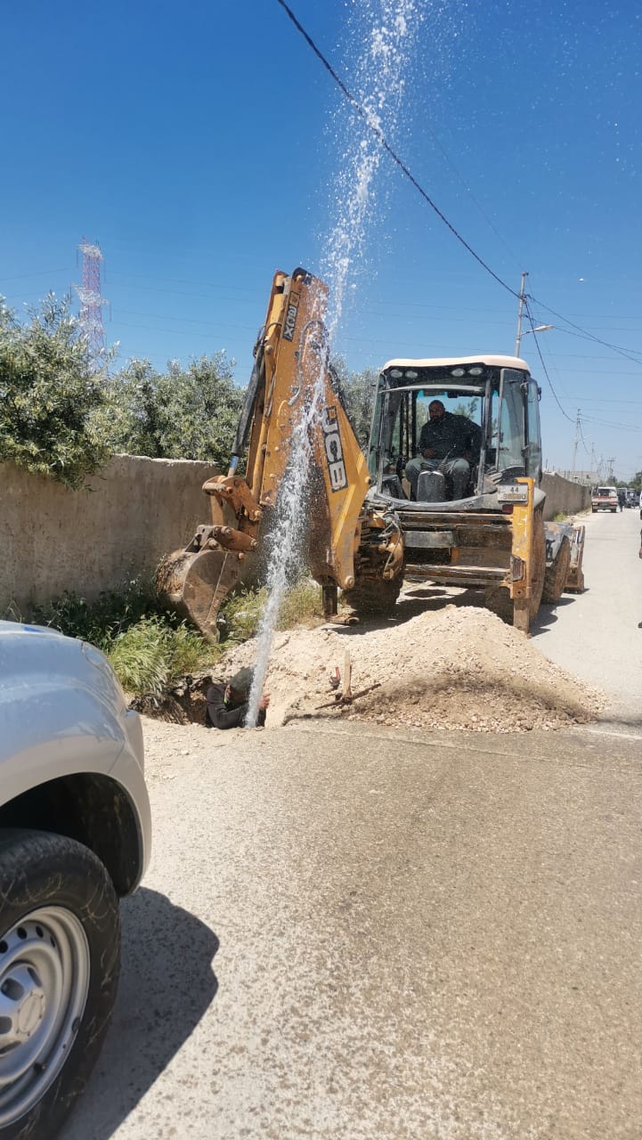 المياه : ضبط اعتداء في مناطق جنوب عمان...صور