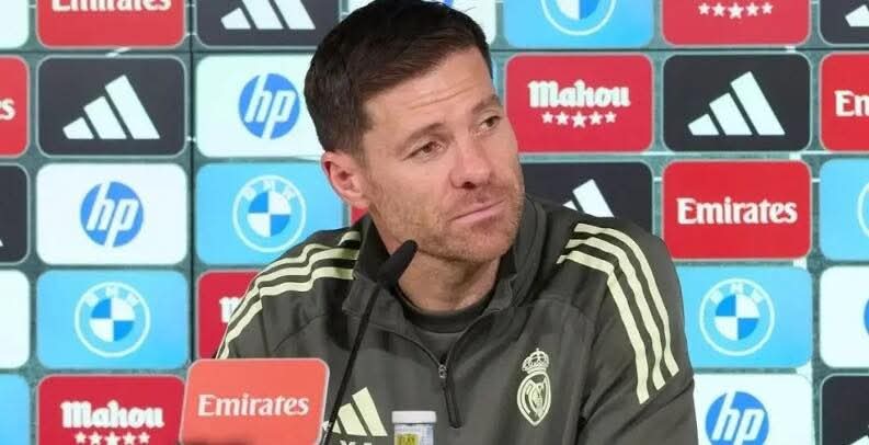 ألونسو يشعر بالارتياح بعيداً عن ريال مدريد