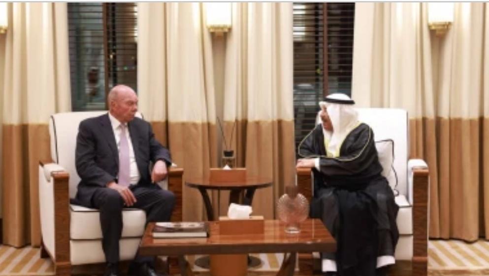 الفايز يجري مباحثات مع رئيسي الشورى والنواب في البحرين