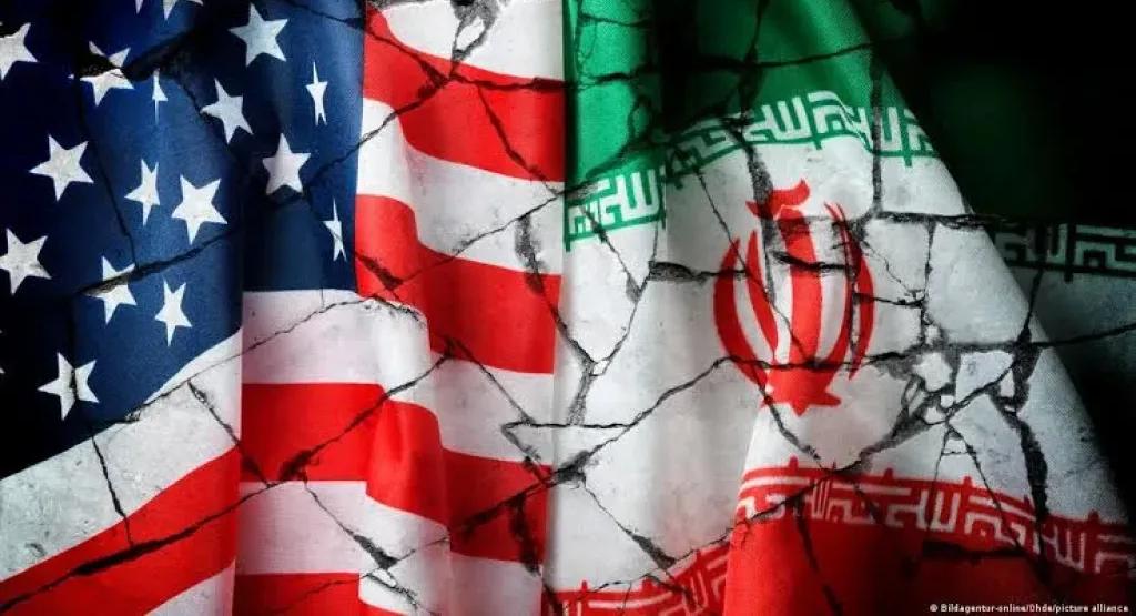 تفاصيل مثيرة عن العراك الإيراني الأمريكي في طاولة المفاوضات بشأن ما يتعلق بالملف النووي!