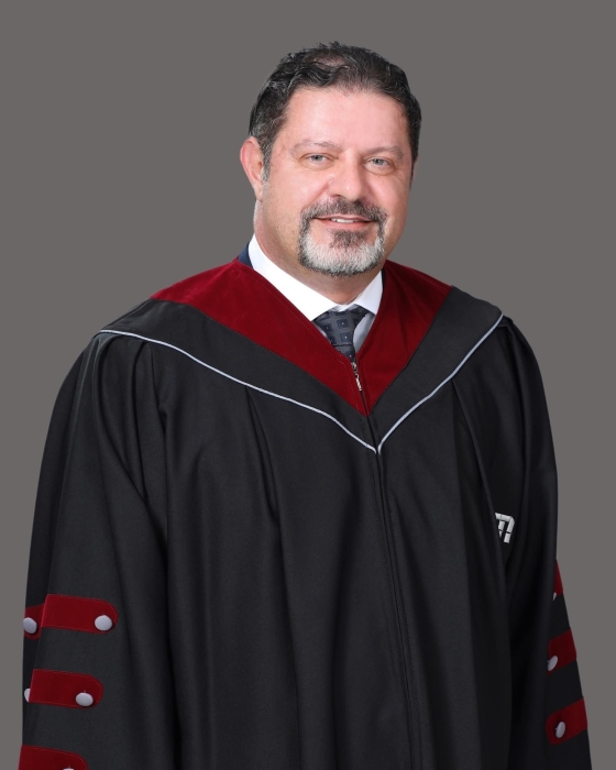 الأستاذ الدكتور عدي عريضة رئيسًا للجامعة الأمريكية في مادبا لأربع سنوات