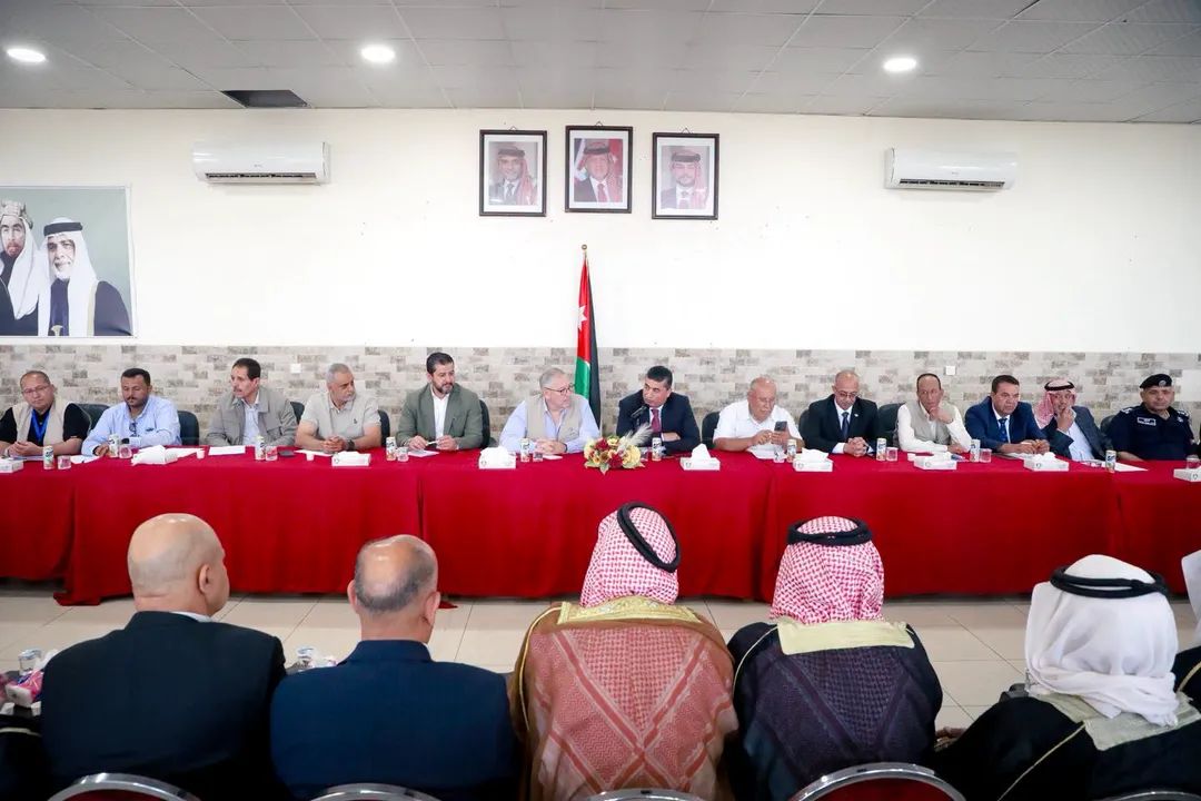 المجالي والعوايشة يبحثان احتياجات لواء القويرة الخدمية والتنموية...صور