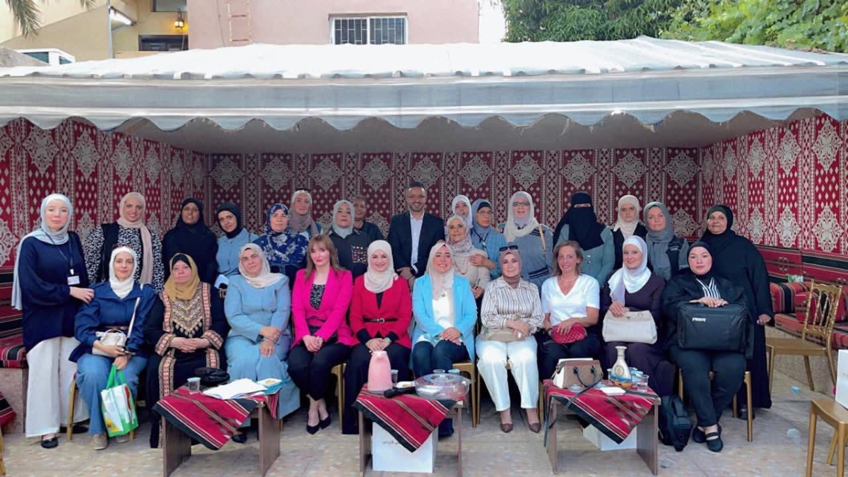البنك المركزي وجمعية الميثاق ينظمان جلسة توعوية لتعزيز الثقافة المالية للمرأة في العقبة