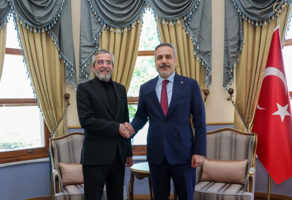 فيدان يبحث مع نائب أمين المجلس الأعلى للأمن القومي الإيراني تطورات المنطقة في إسطنبول