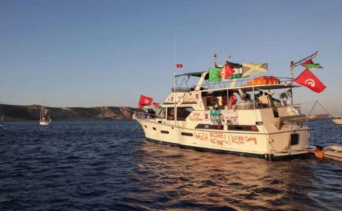 أسطول الصمود يواصل الإبحار نحو غزة رغم التهديدات الإسرائيلية