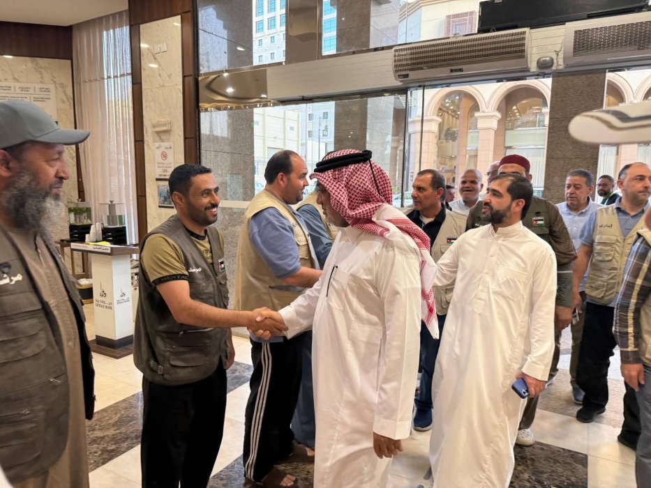 الخلايلة يتفقد أوضاع الحجاج الأردنيين في المدينة المنورة...صور