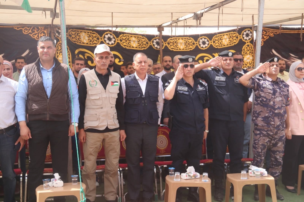 مديريتي دفاع مدني شرق وغرب اربد تشاركان في الحملة الوطنية للنظافة وإزالة الأعشاب في المحافظة...