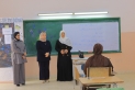 الحويدي تتفقد سير اختبار الكفايات التعليمية لطلبة مراكز المتسربين