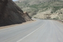وزير الأشغال يتفقد أعمال تأهيل طريق وادي شعيب ويطلع على مشروع مسارات المشاة والدراجات على طريق المطار