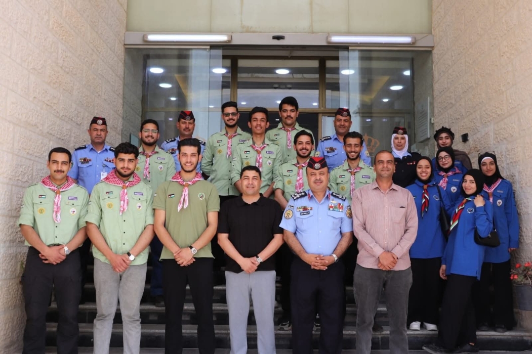 الجبور يستقبل مسيرة لطلبة جامعة الطفيلة التقنية