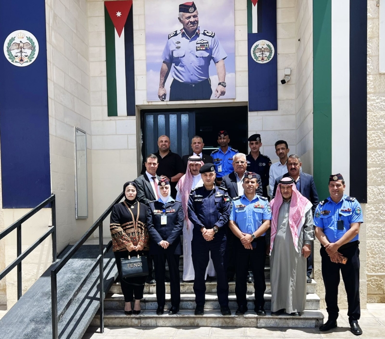 المجلس المحلي لمركز أمن طارق في الزرقاء يهنئ جلالة الملك بعيد الاستقلال الثمانين