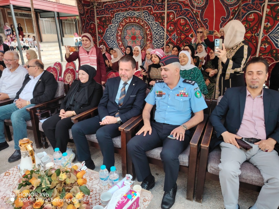 مدرسة باب عمّان الثانوية المختلطة تحتفي بعيد الاستقلال الـ80 بحضور رسمي وتربوي واسع  صور