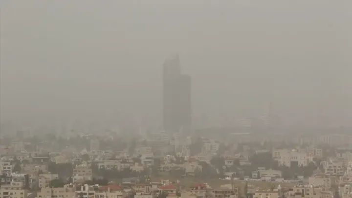 برودة وتقلبات كثيرة.. هل أيار 2026 استثنائي في سجلات المناخ الأردنية؟