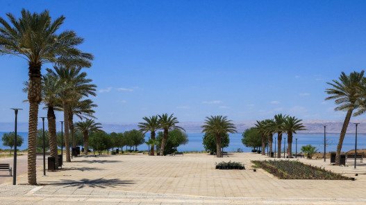 حسان يفتتح كورنيش البحر الميت