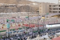 الحجاج يرمون جمرة العقبة الكبرى بأول أيام عيد الأضحى