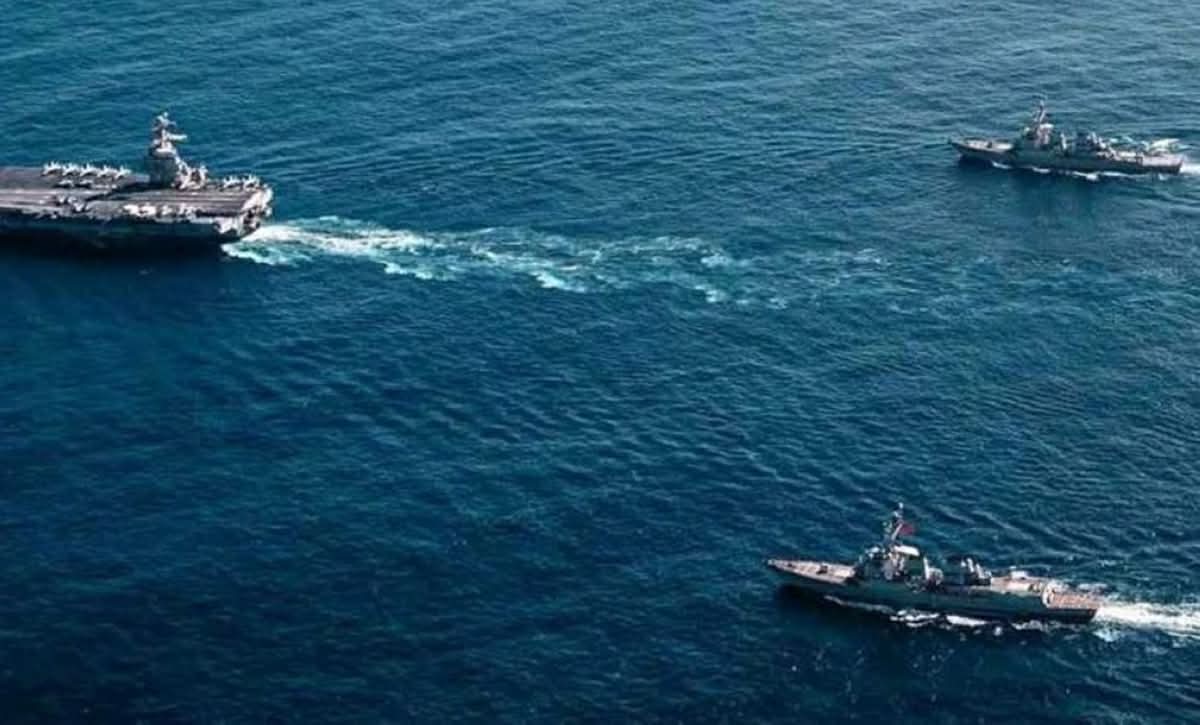 الجيش الأمريكي يهاجم زورقا يشتبه بتهريبه مخدرات شرقي المحيط الهادئ ويقتل 3 رجال