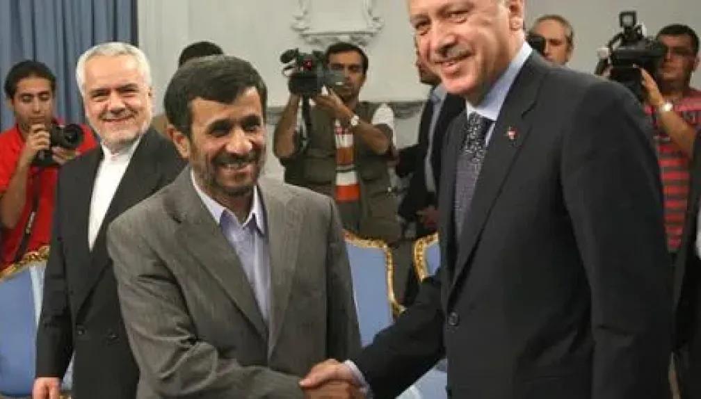 أردوغان ينقذ النظام ويُحبط خطة سرية أمريكية لتنصيب هذا الشخص رئيسا لإيران.. إستخبارات إسرائيل تكشف التفاصيل!