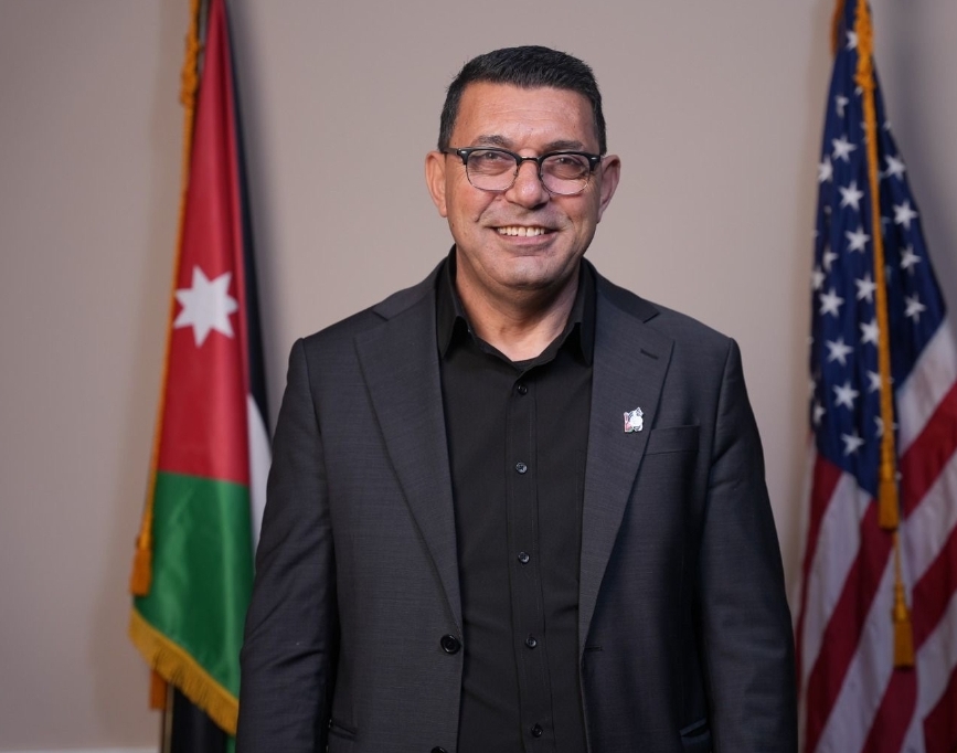 الزعبي يكتب :عندما يُفطم رجال الكراسي عن جحود المناصب والخرائط المشبوهة!