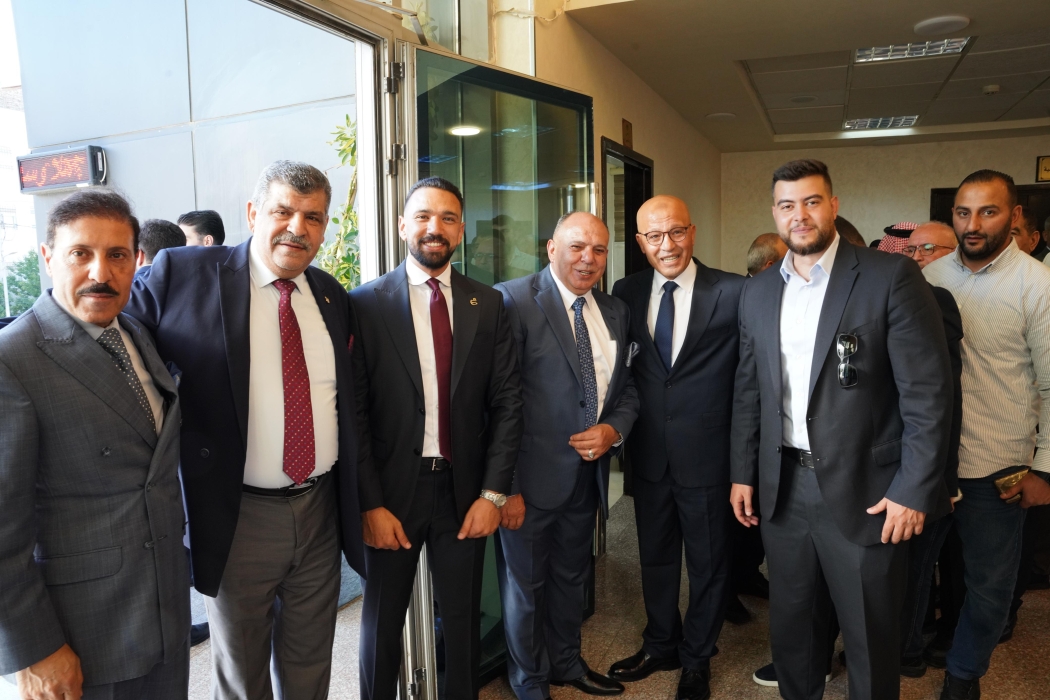 المشاقبة يطلب والخريسات يلبّي في جاهة كريمة لطلب يد المحامية رند الخريسات للمحامي عبدالله العبادي