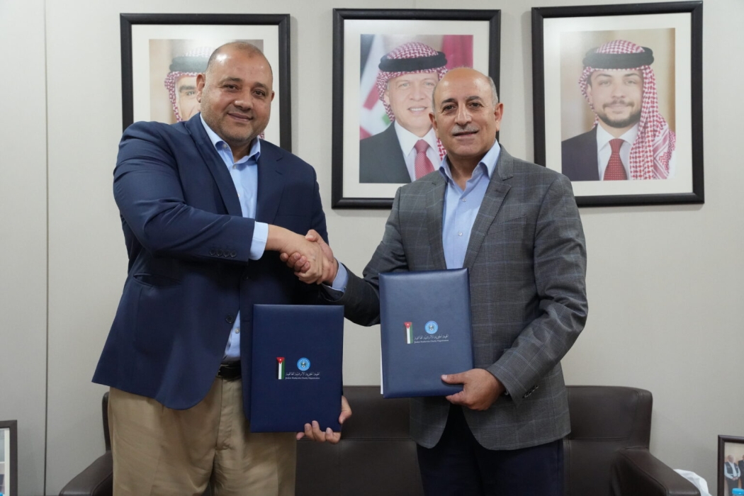 مذكرة تفاهم بين “الخيرية الهاشمية” و”نوبلز العقارية” لإطلاق برنامج منح جامعية للطلبة من الأسر العفيفة