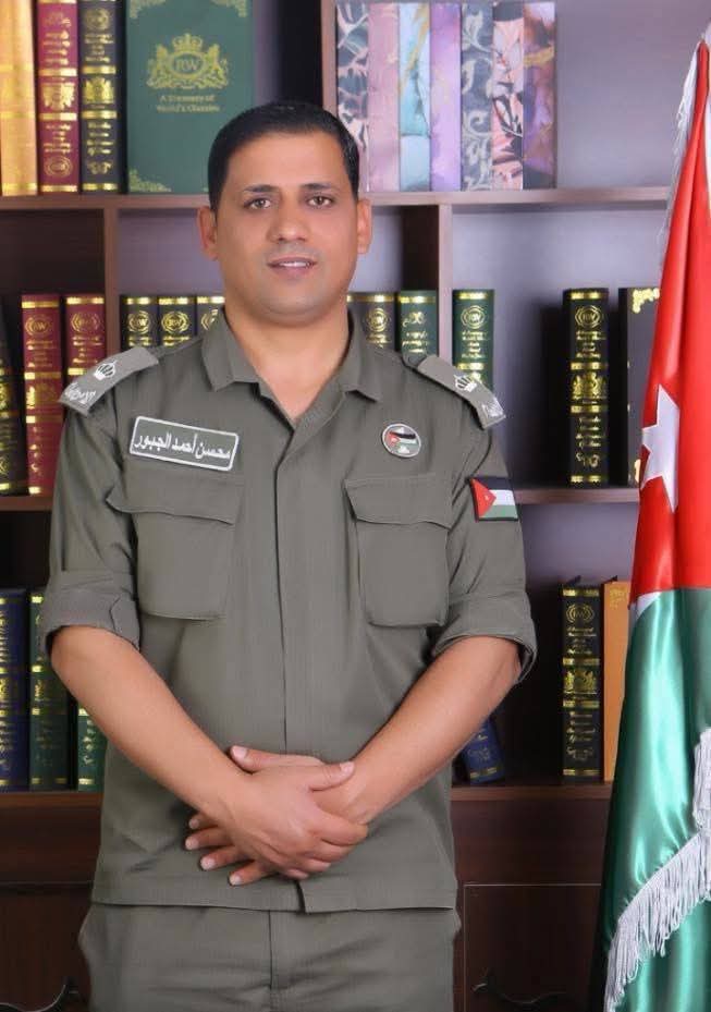 العقيل يهنئ الرائد محسن أحمد الجبور بمناسبة صدور الإرادة الملكية السامية بترفيعه