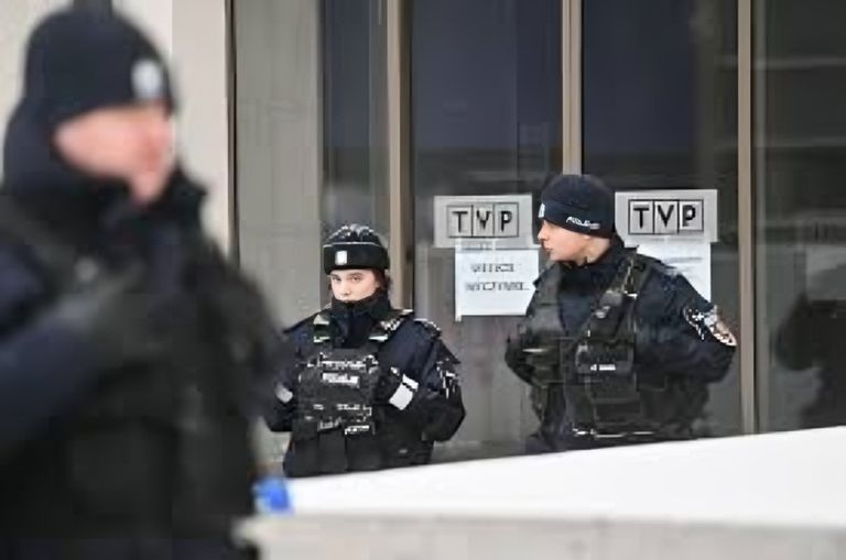 بولندا تضبط أكثر من طن هيروين مخبأ داخل شحنة طوب قادمة من إيران في واحدة من أكبر عمليات المصادرة
