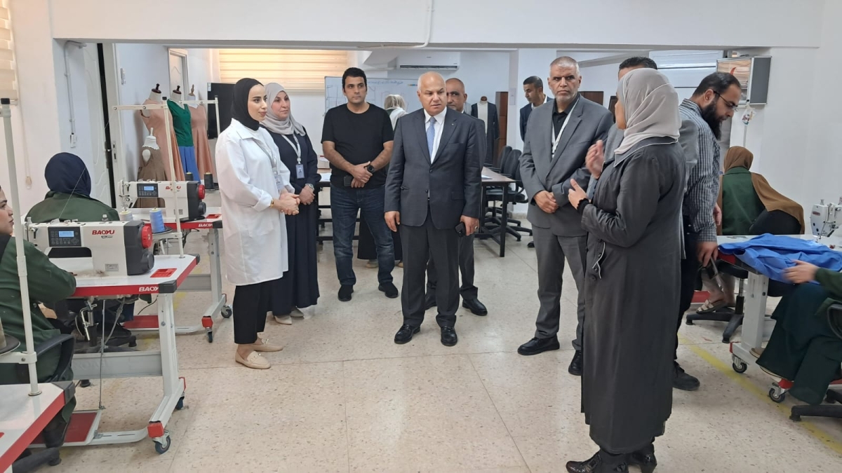 وزير العمل يتفقد معهد تدريب مهني الرمثا والمعهد المتميز للطاقة وصيانة الآليات الثقيلة في اربد