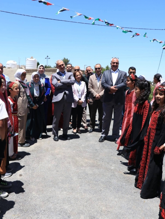 جويعد يرعى احتفال مدرسة الجبل الأخضر