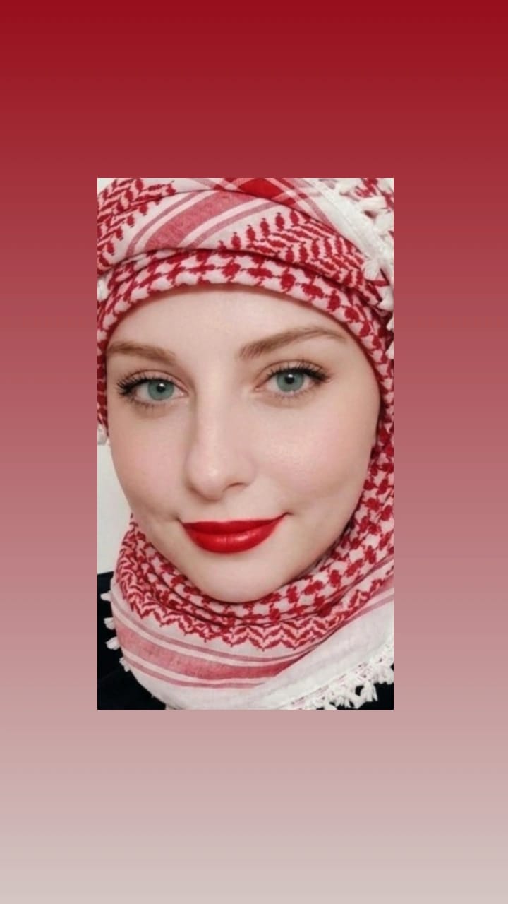 تهنئة بمناسبة عيد الميلاد إلى الروائية والصحفية المبدعة عرين الربع،