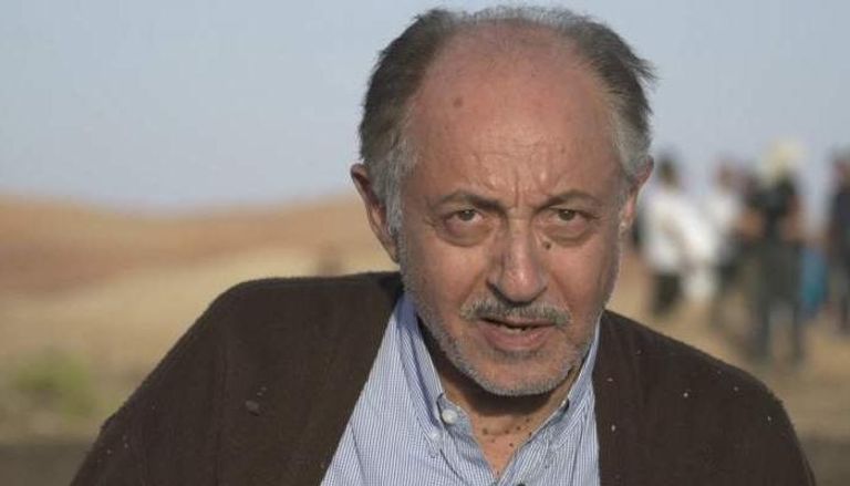 وفاة الفنان المصري  عبدالعزيز مخيون