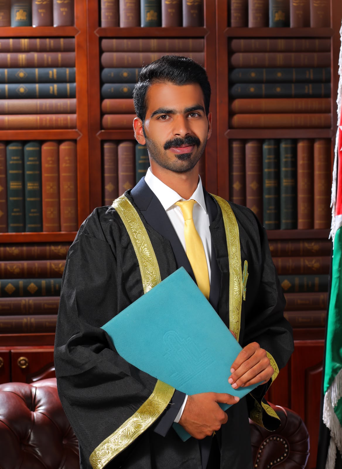 عطا الله الجبور يهنئ ابنه ضيف الله بمناسبة تخرجه من جامعة آل البيت