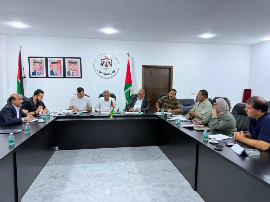 لجنة مجلس محافظة جرش تستعرض واقع قطاع المياه ومراحل تنفيذ المشاريع الممولة ضمن موازنة العام الجاري