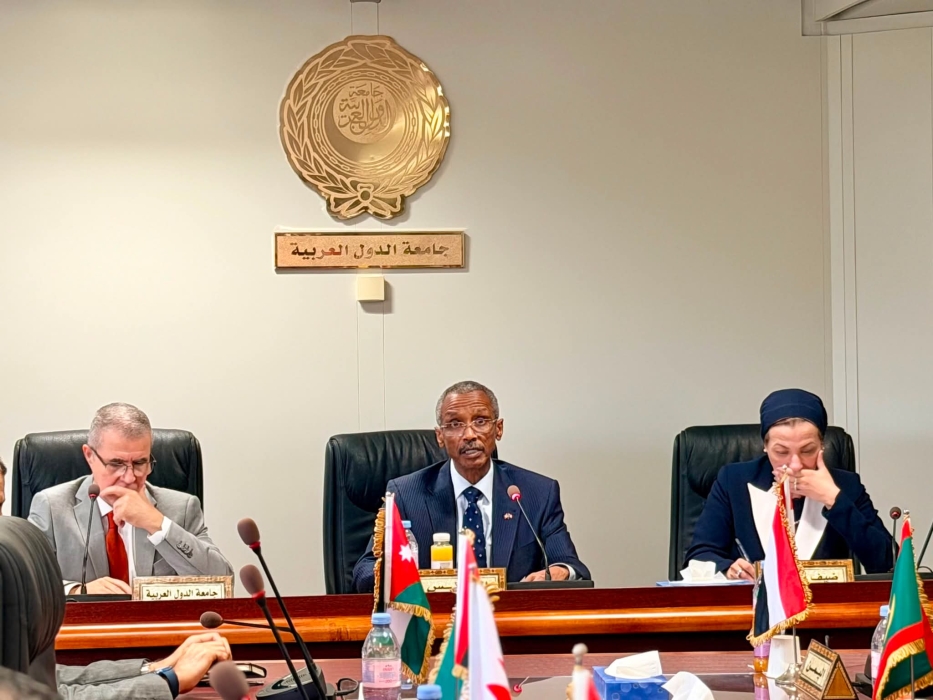 السودان يترأس اجتماع مجلس السفراء العرب بجنيف مع الأمين التنفيذي لاتفاقية الأمم المتحدة لمكافحة التصحر