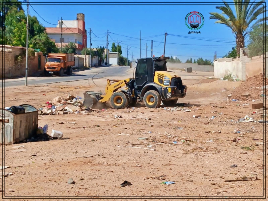 بلدية الظليل تواصل أعمال النظافة اليومية للحفاظ على البيئة والمظهر الحضاري...صور
