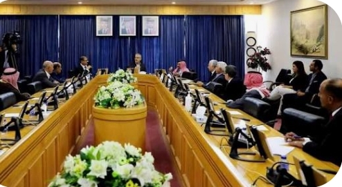 إدارية الأعيان تطلع على أبرز ملامح قانون الإدارة المحلية
